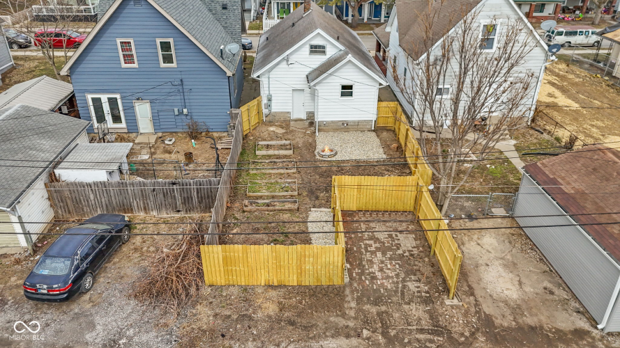 Listing Image 25