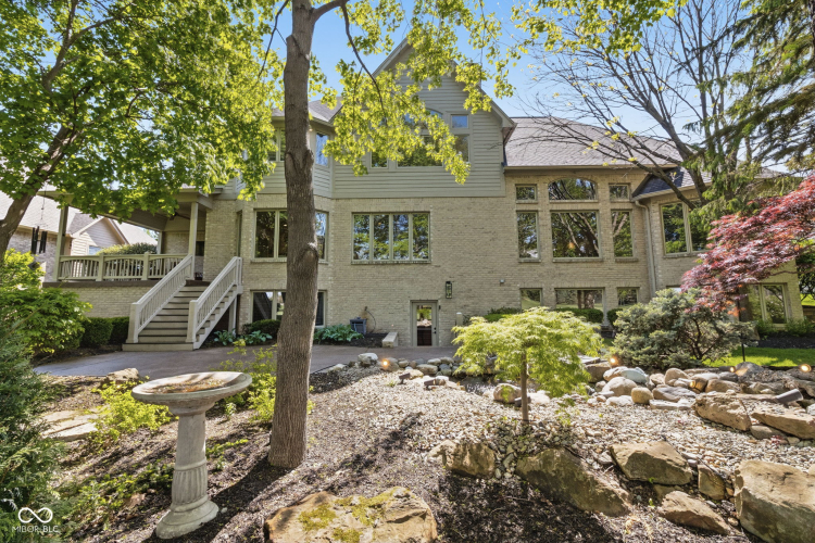 Listing Image 93