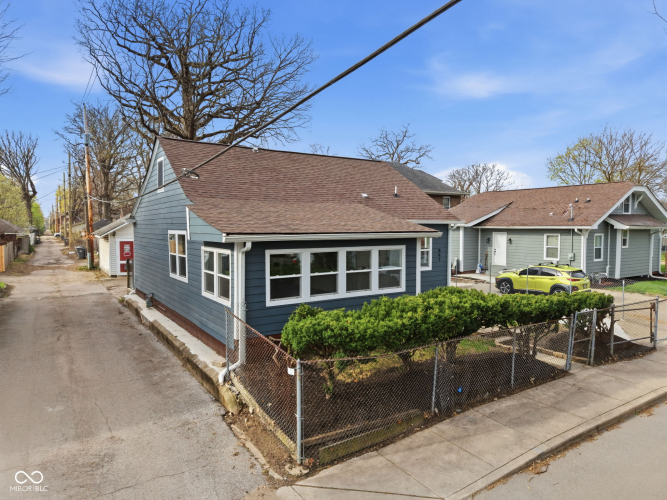 Listing Image 38