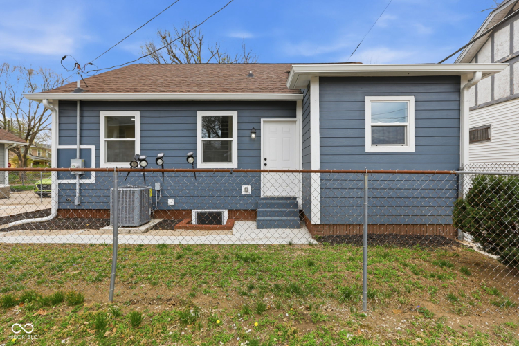 Listing Image 40