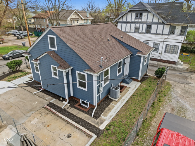 Listing Image 41