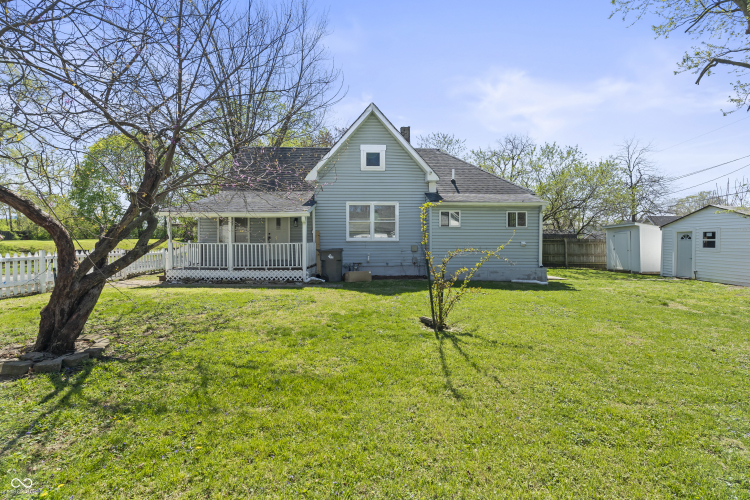 Listing Image 12