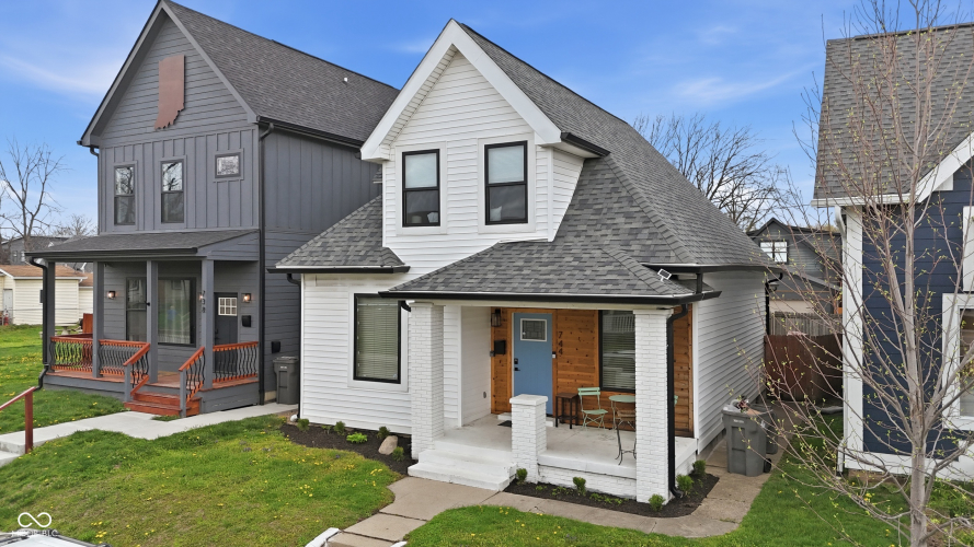 Listing Image 3