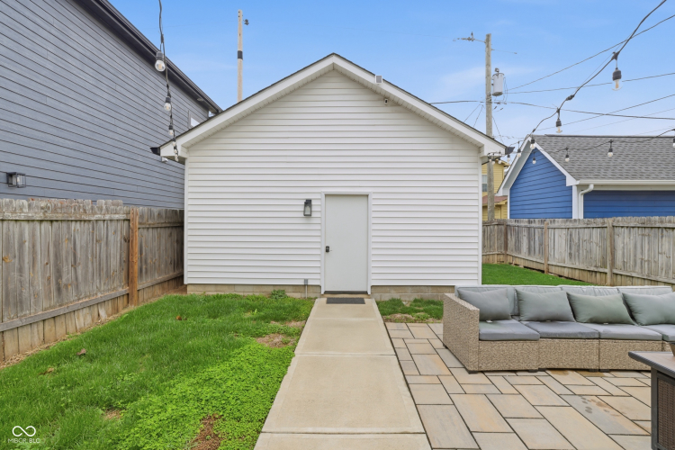 Listing Image 25