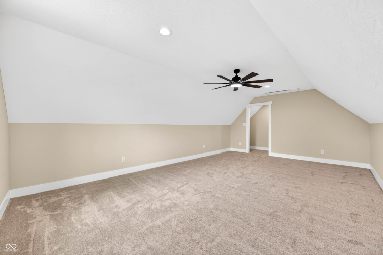 Listing Image 58