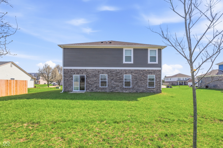 Listing Image 32