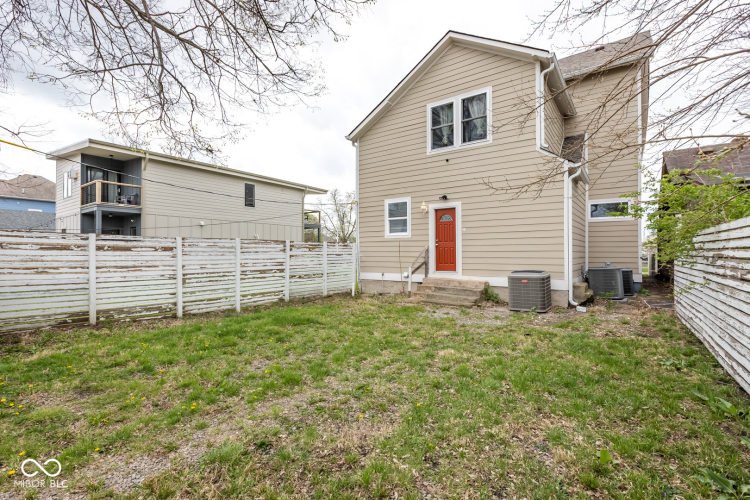 Listing Image 7