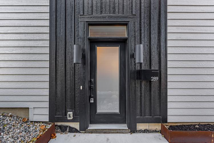 Listing Image 38
