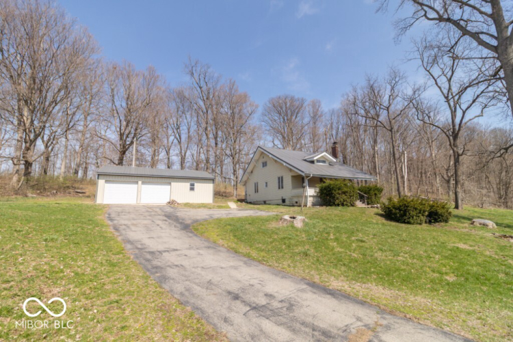 Listing Image 7