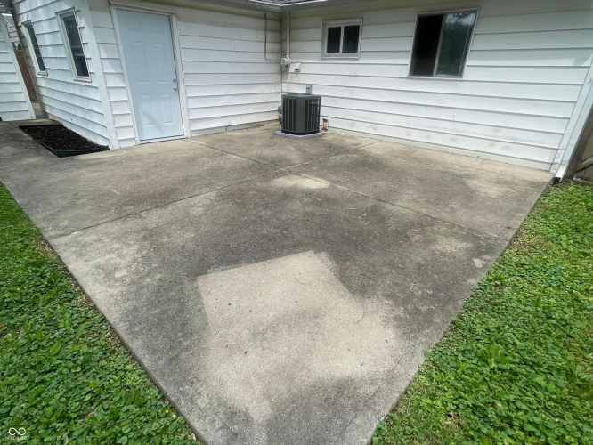 Listing Image 24