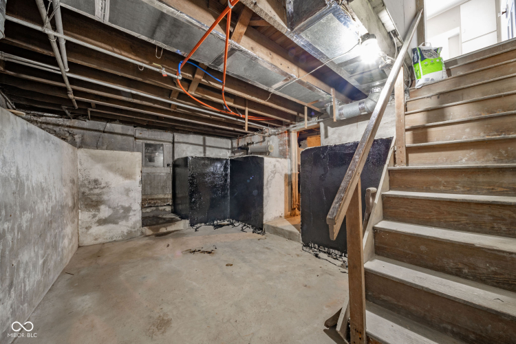 Listing Image 45