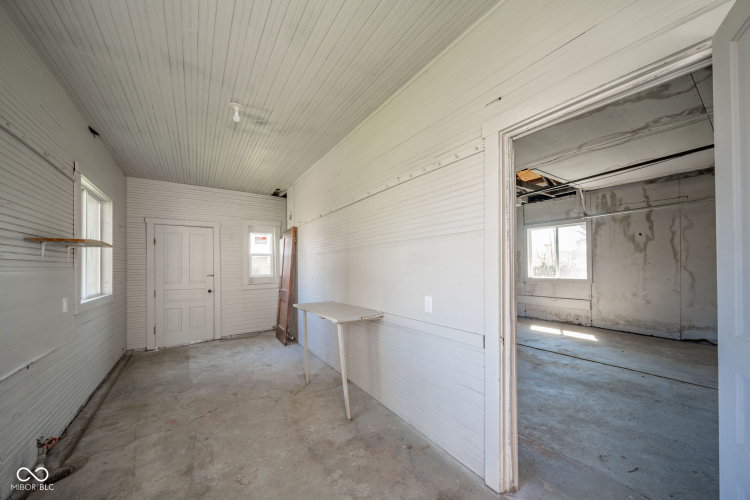 Listing Image 49