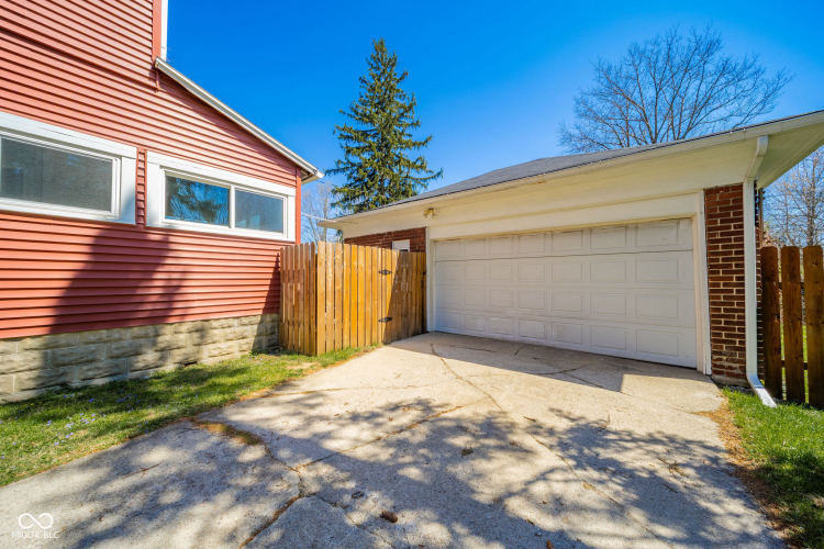 Listing Image 55