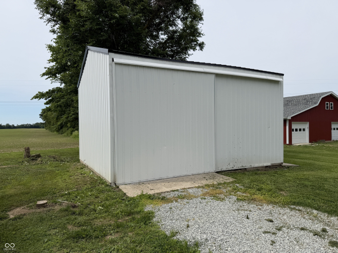Listing Image 64