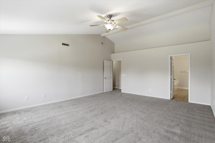 Listing Image 41