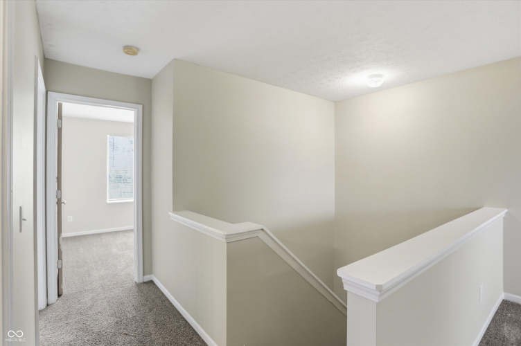 Listing Image 54
