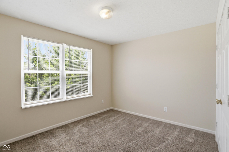 Listing Image 58