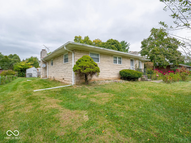 Listing Image 5