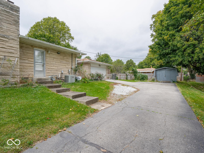 Listing Image 52