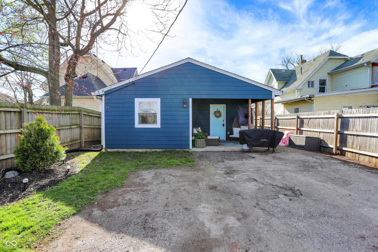 Listing Image 40