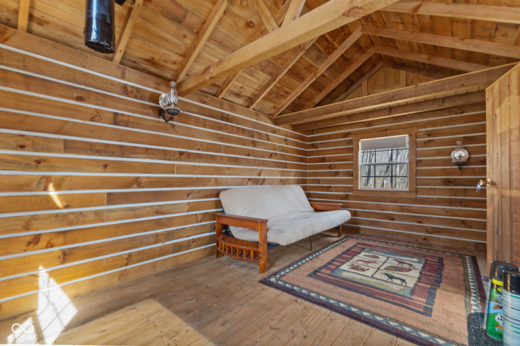 Listing Image 23