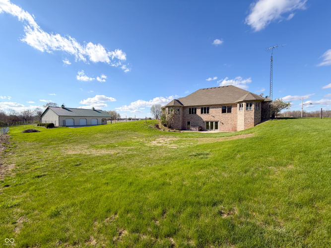 Listing Image 50