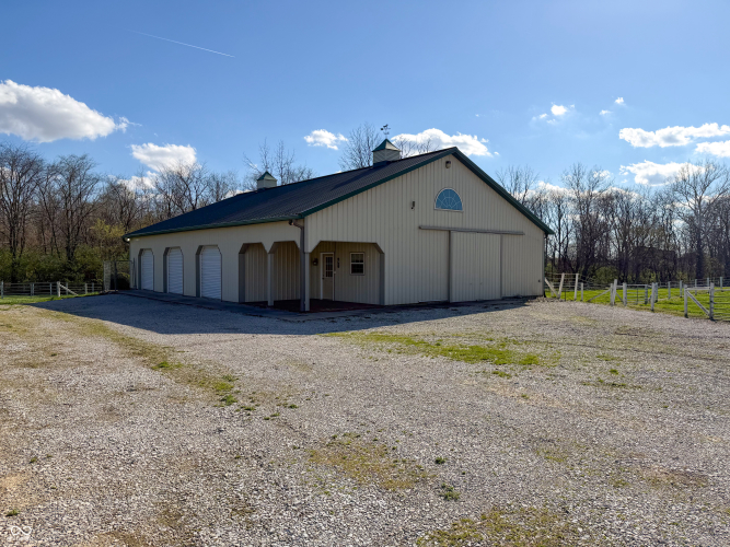 Listing Image 6