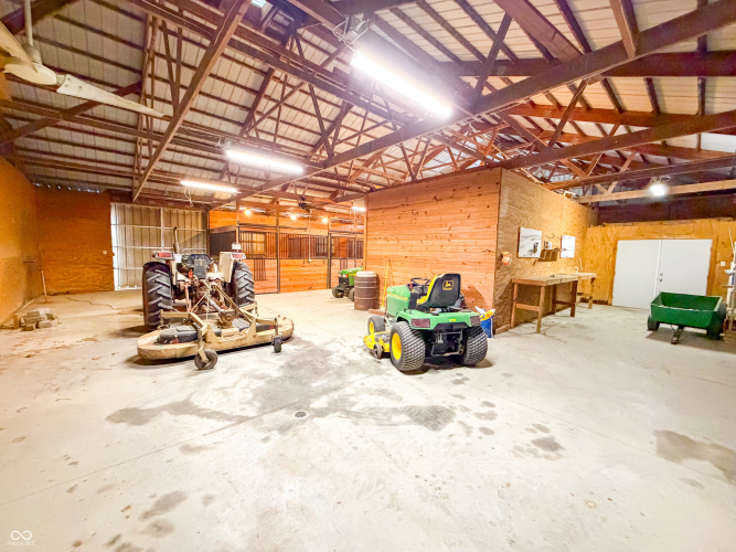 Listing Image 59