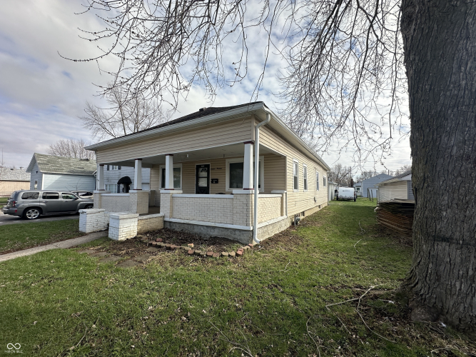 Listing Image 7