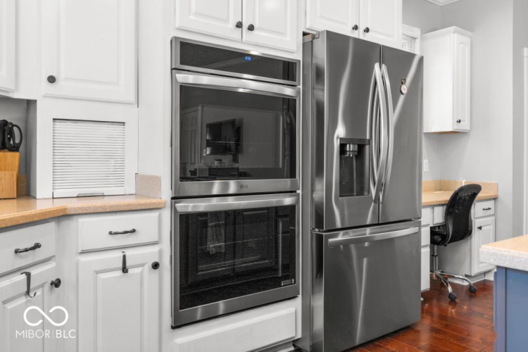 Listing Image 15