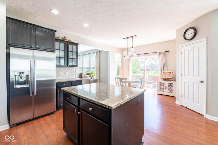 Listing Image 28