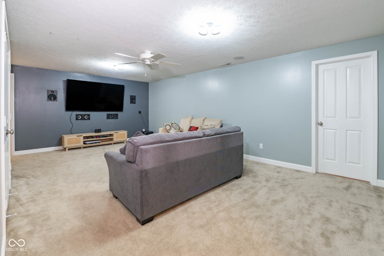 Listing Image 62