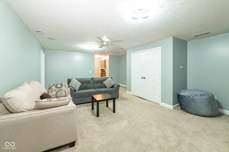 Listing Image 66