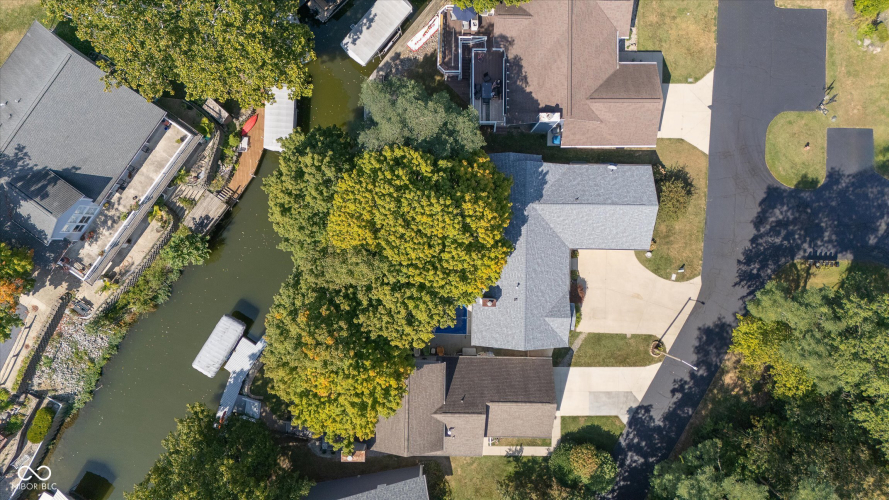 Listing Image 52