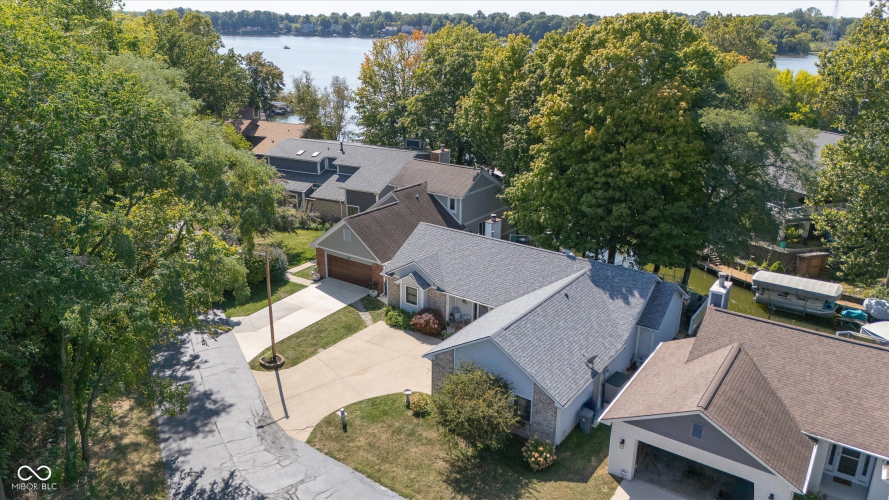 Listing Image 54