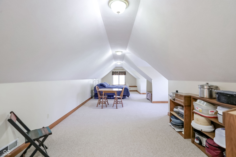Listing Image 37