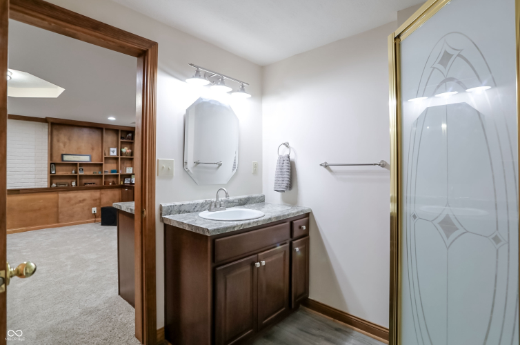 Listing Image 55