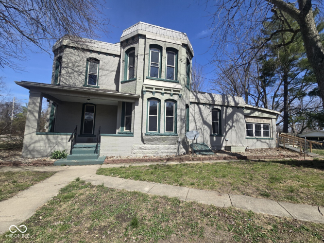 Listing Image 3