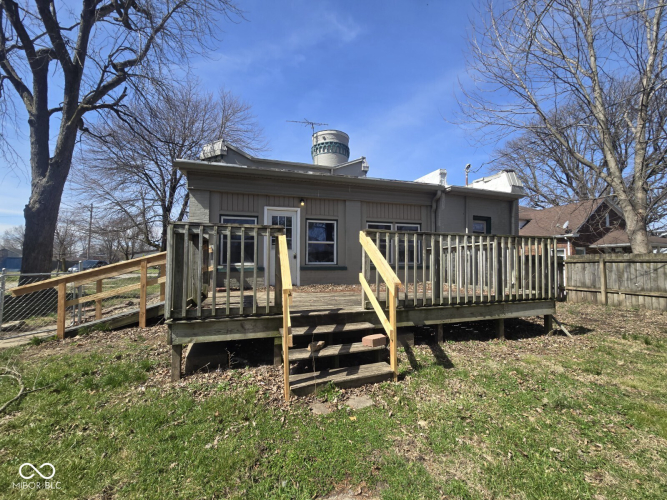 Listing Image 5