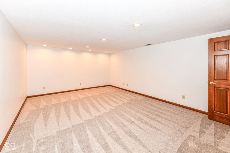Listing Image 51