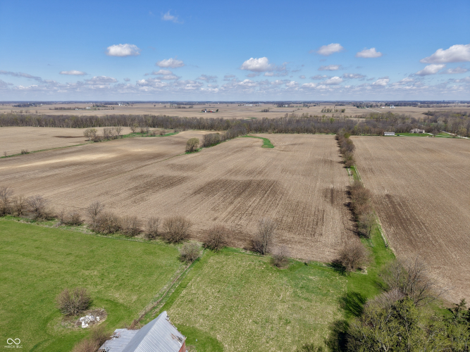 Listing Image 52