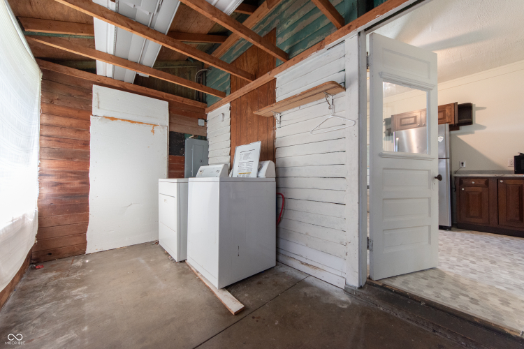 Listing Image 16