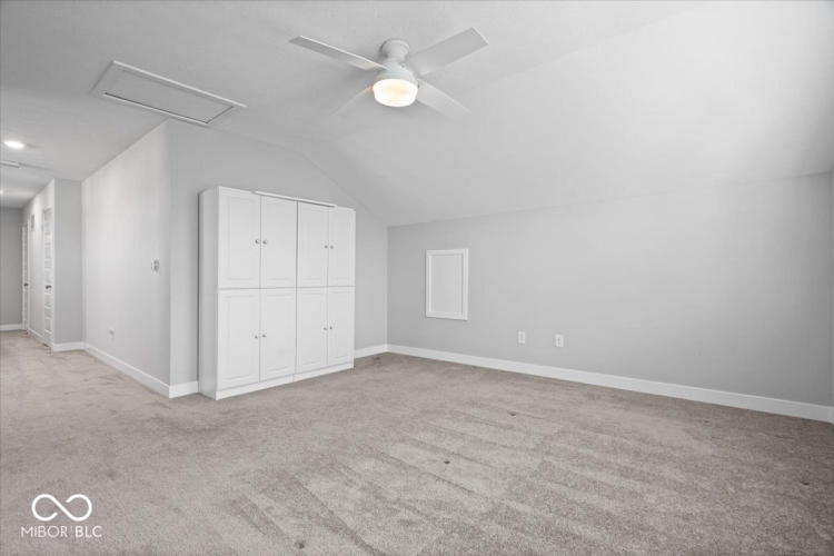 Listing Image 28