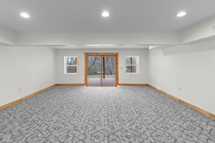 Listing Image 33