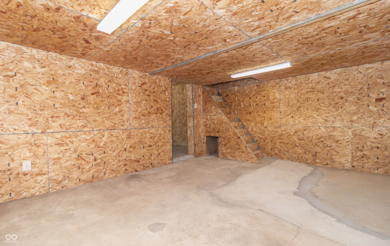 Listing Image 42