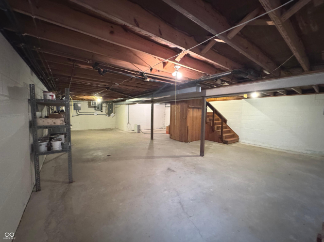 Listing Image 49