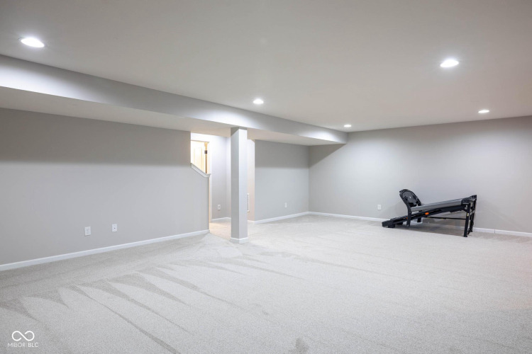 Listing Image 57