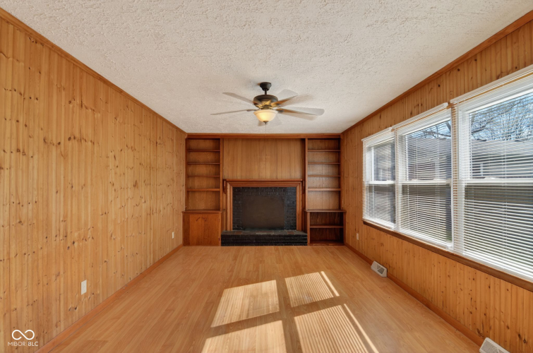 Listing Image 25