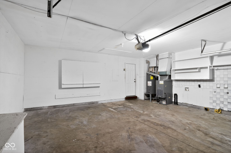 Listing Image 27