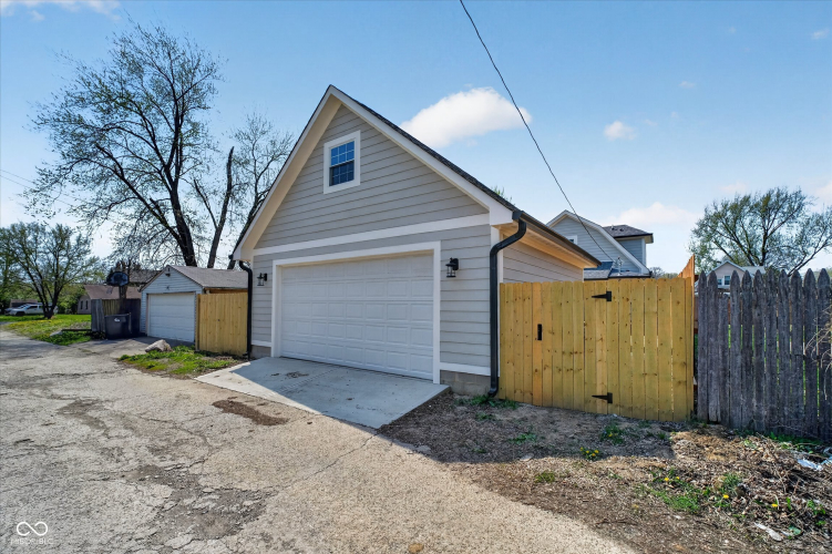 Listing Image 37